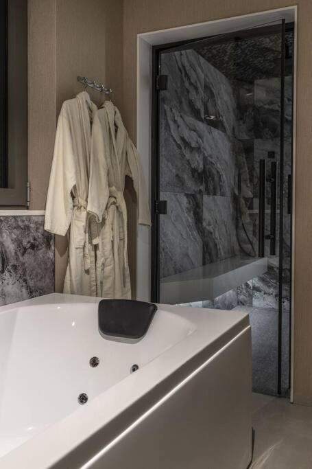Suitedreams - Bali Suite Liège Exteriör bild